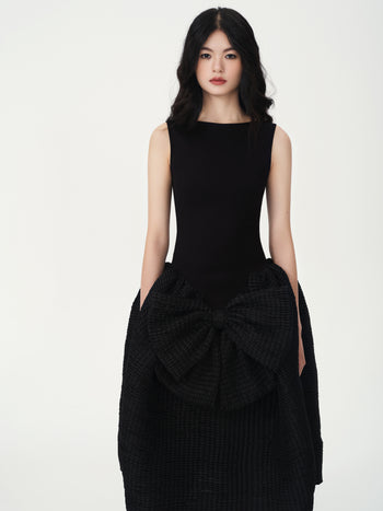Black Carmilla Dress
